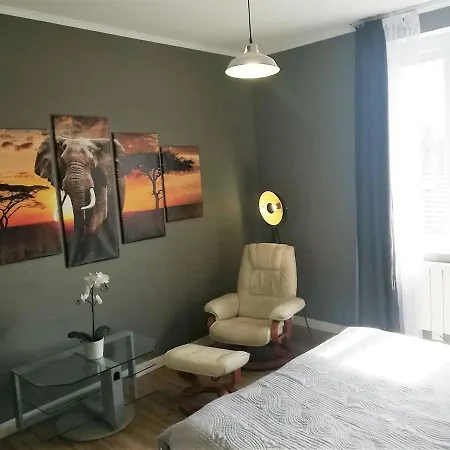 Renovated By An Interior Architect In The Center Next To The Train Station * Reims